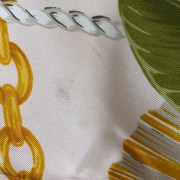 Large oversize silk scarf made in italy - Picture 10 of 13